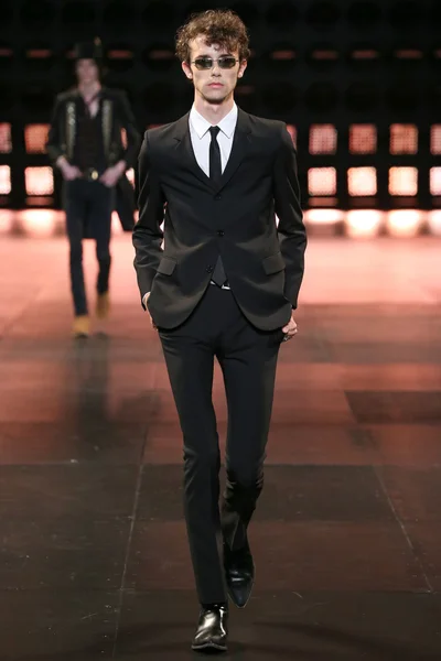 Look 20